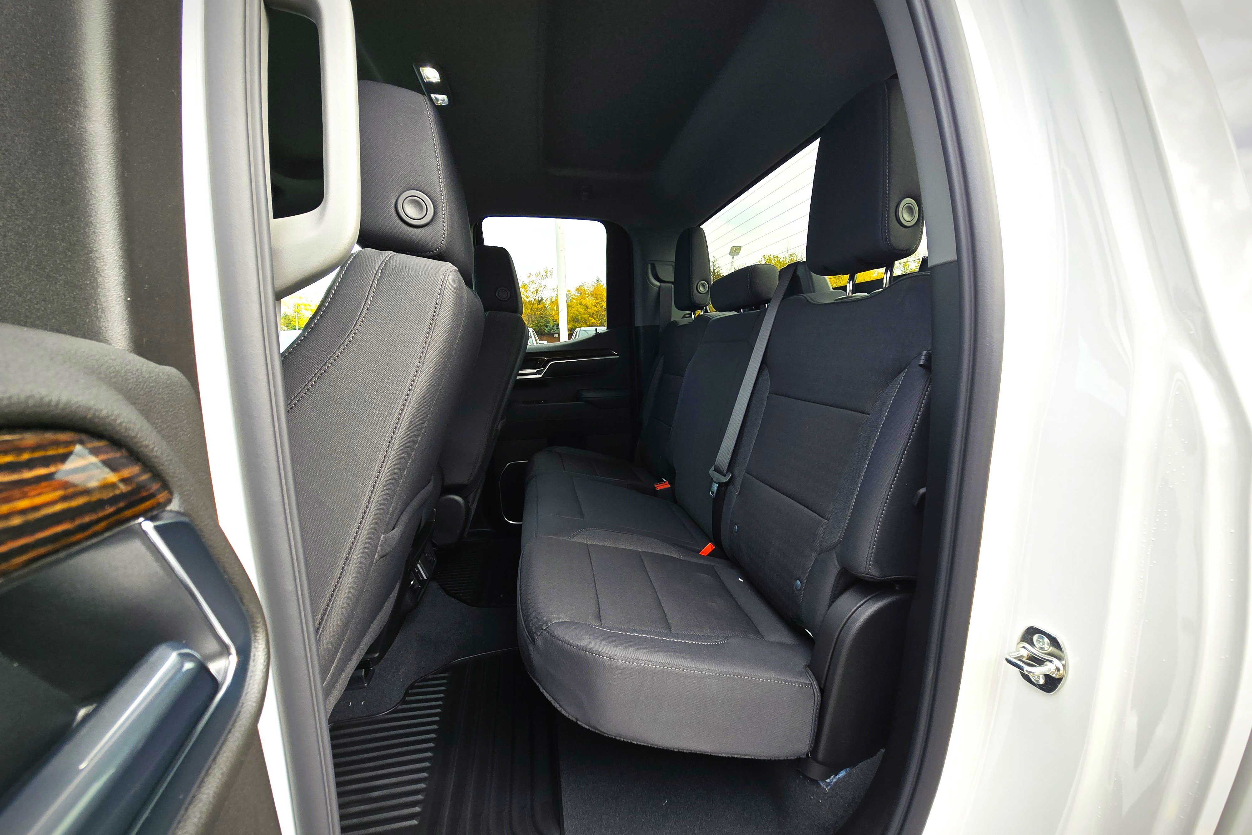 New 2026 GMC Sierra 1500 Elevation image 13