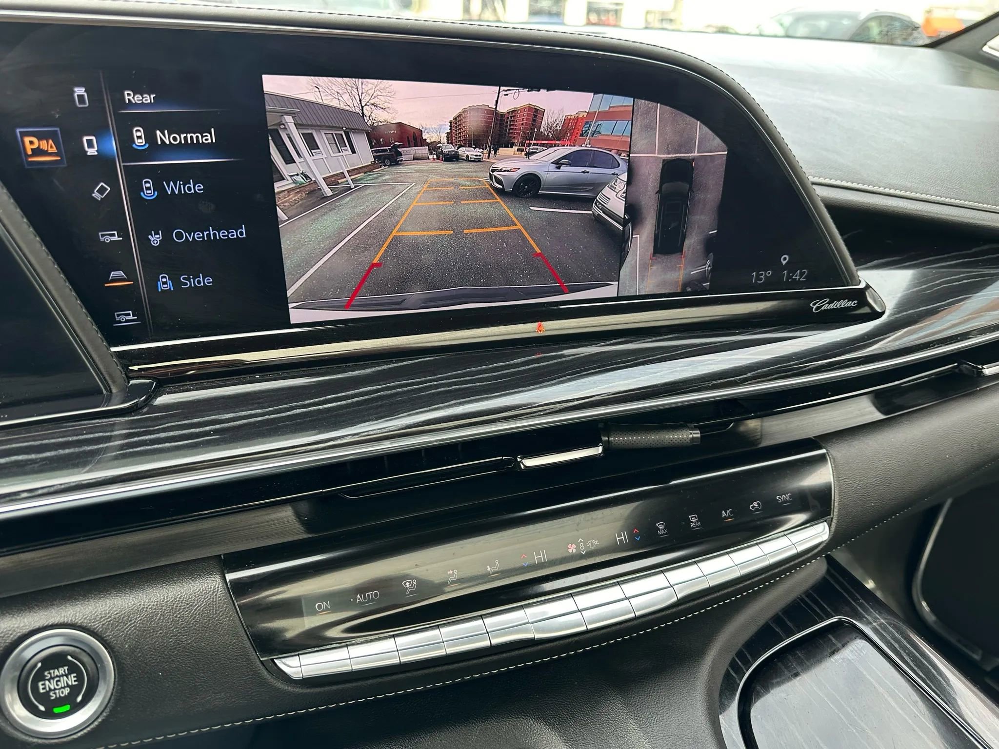 Used 2021 Cadillac Escalade ESV Sport w/ Driver Assist Tech Package image 26