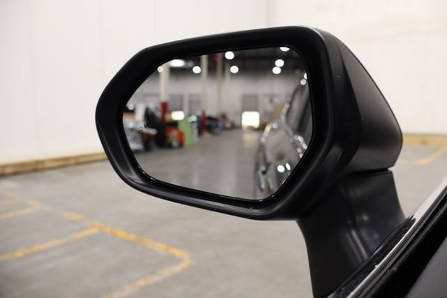 Used 2025 Toyota Camry XLE FWD image 41