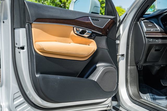 Used 2019 Volvo XC90 T6 Momentum w/ Advanced Package AWD/4WD image 37