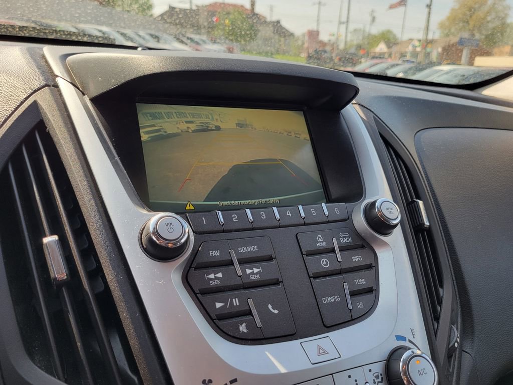 Used 2017 Chevrolet Equinox LT FWD image 25