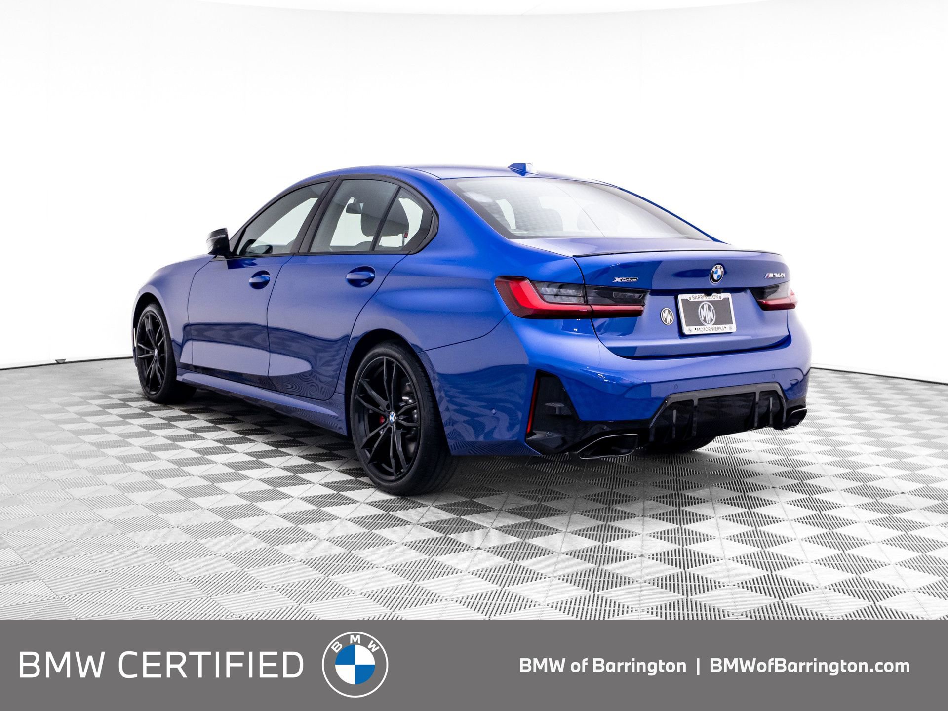 Used 2024 BMW M340i xDrive w/ Premium Package AWD/4WD image 3
