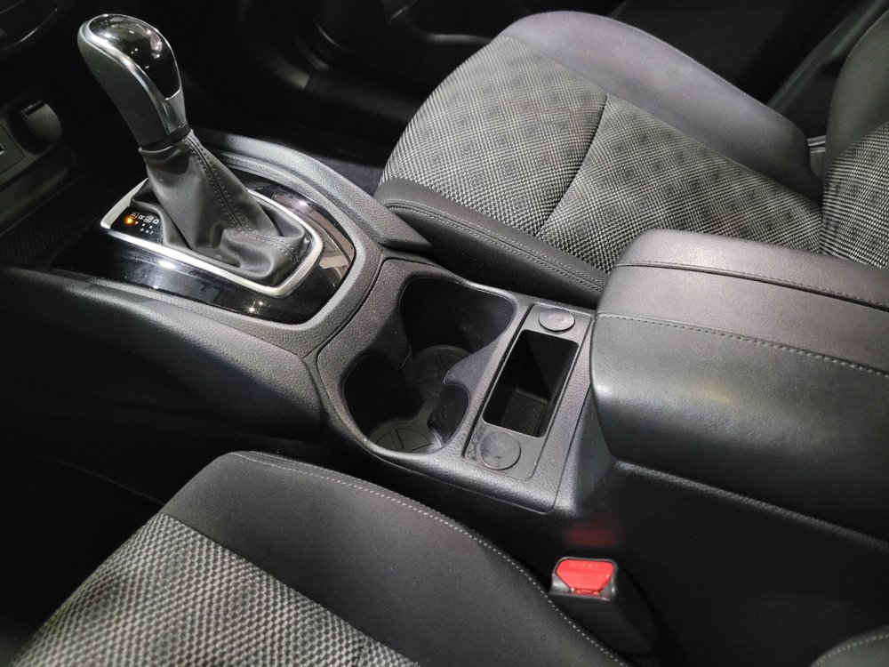 Used 2019 Nissan Rogue Sport SV AWD/4WD image 26