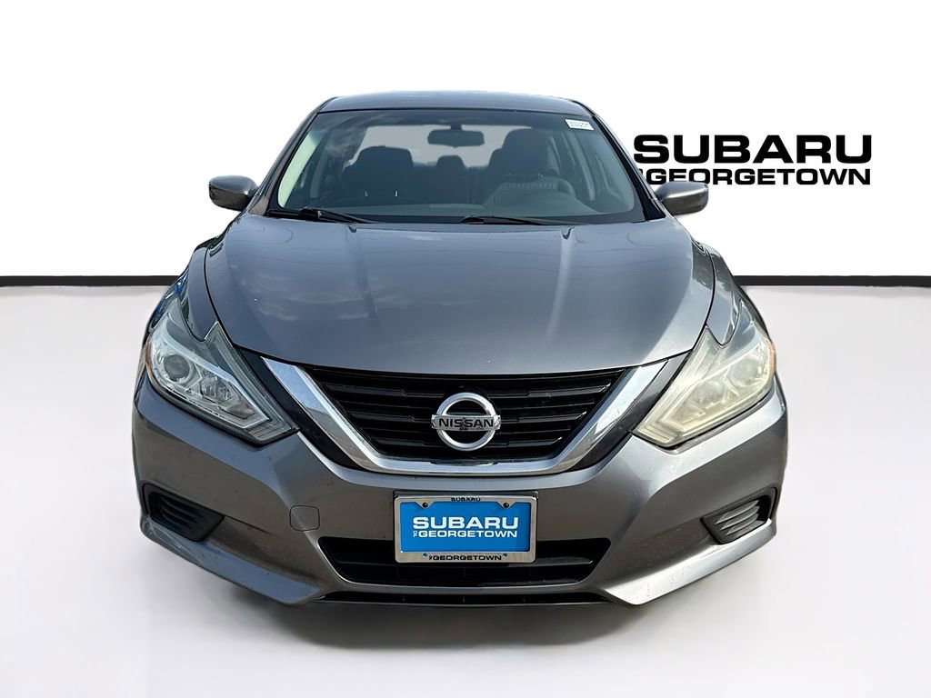 Used 2017 Nissan Altima 2.5 S w/ Power Driver Seat Package FWD image 2