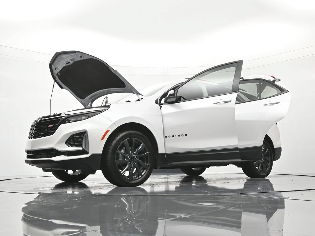 Used 2024 Chevrolet Equinox RS w/ RS Leather Package AWD/4WD image 50