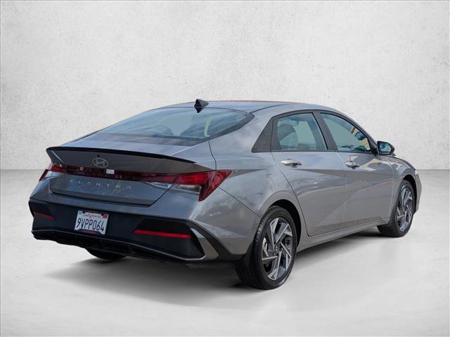 Certified 2025 Hyundai Elantra Sport FWD image 5