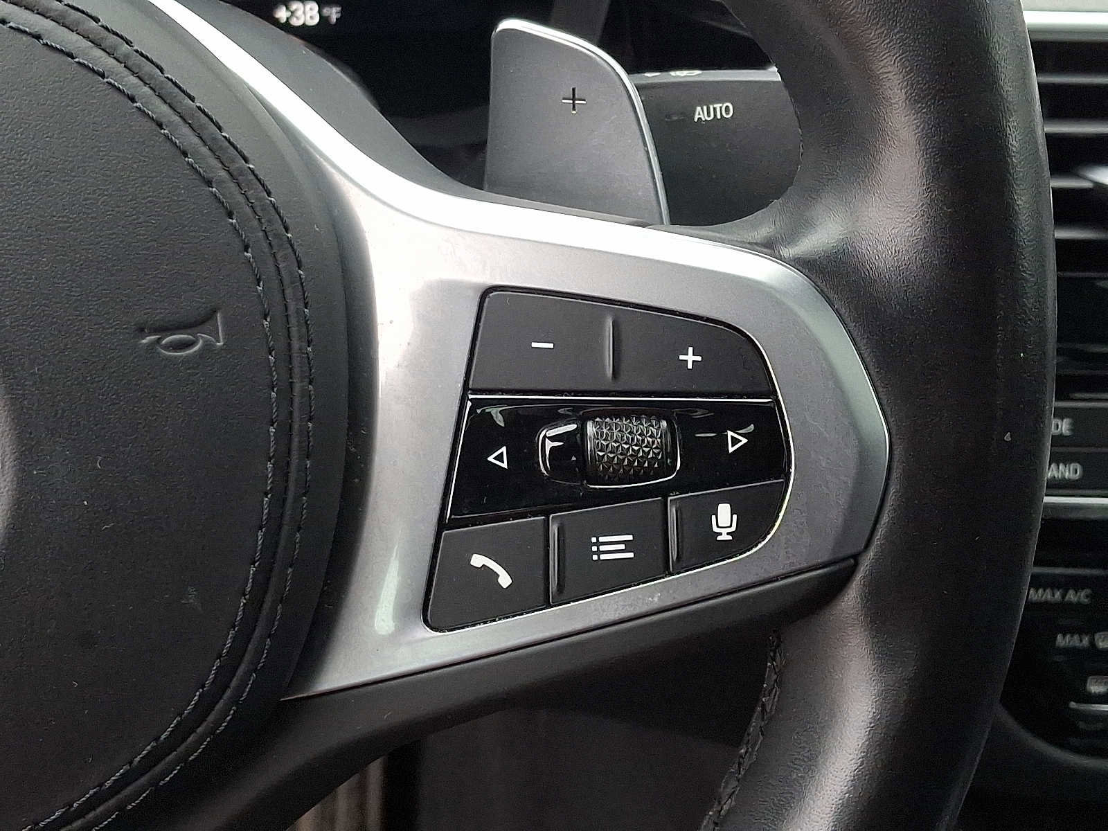 Used 2023 BMW 530i xDrive w/ M Sport Package image 23