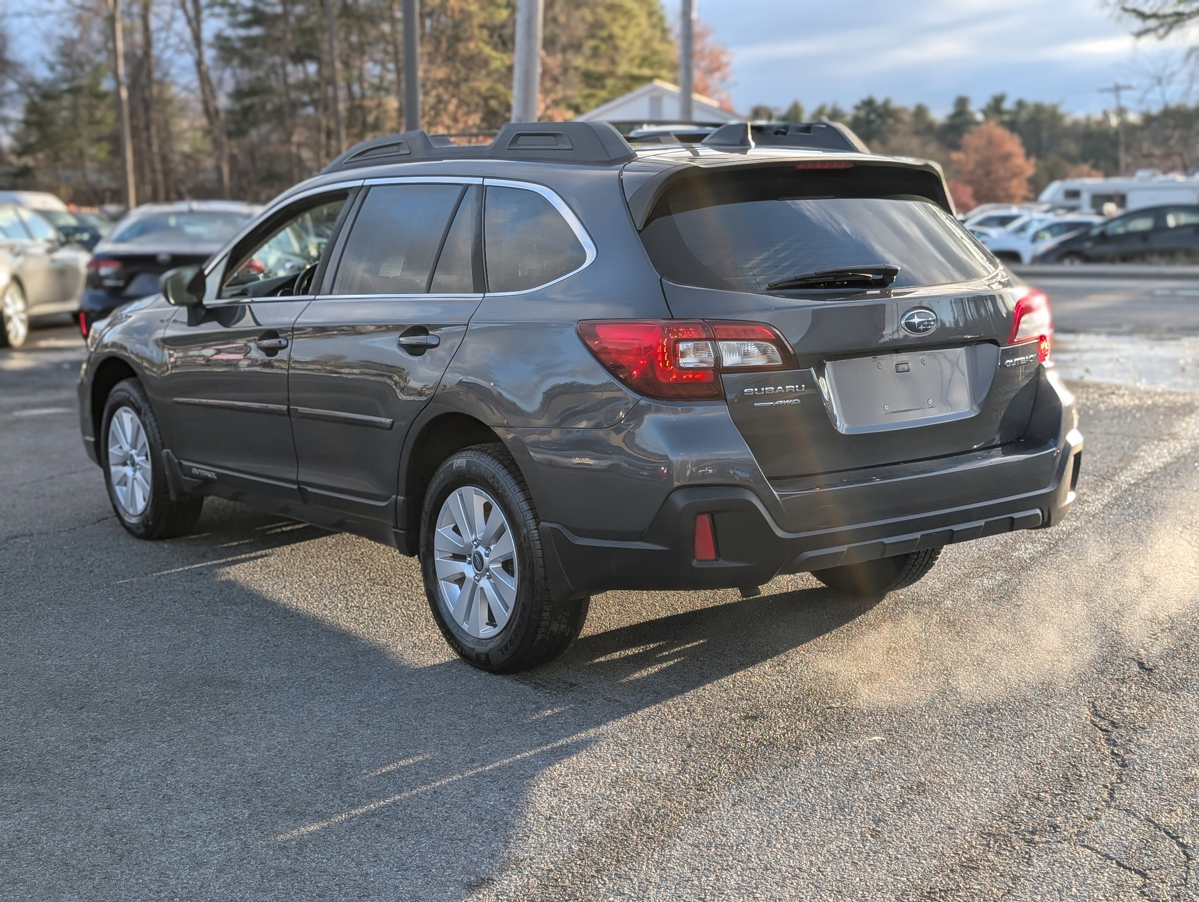 Used 2018 Subaru Outback 2.5i Premium image 8