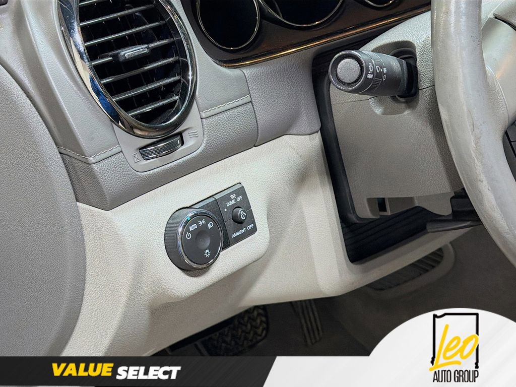 Used 2015 Buick Enclave Leather image 10