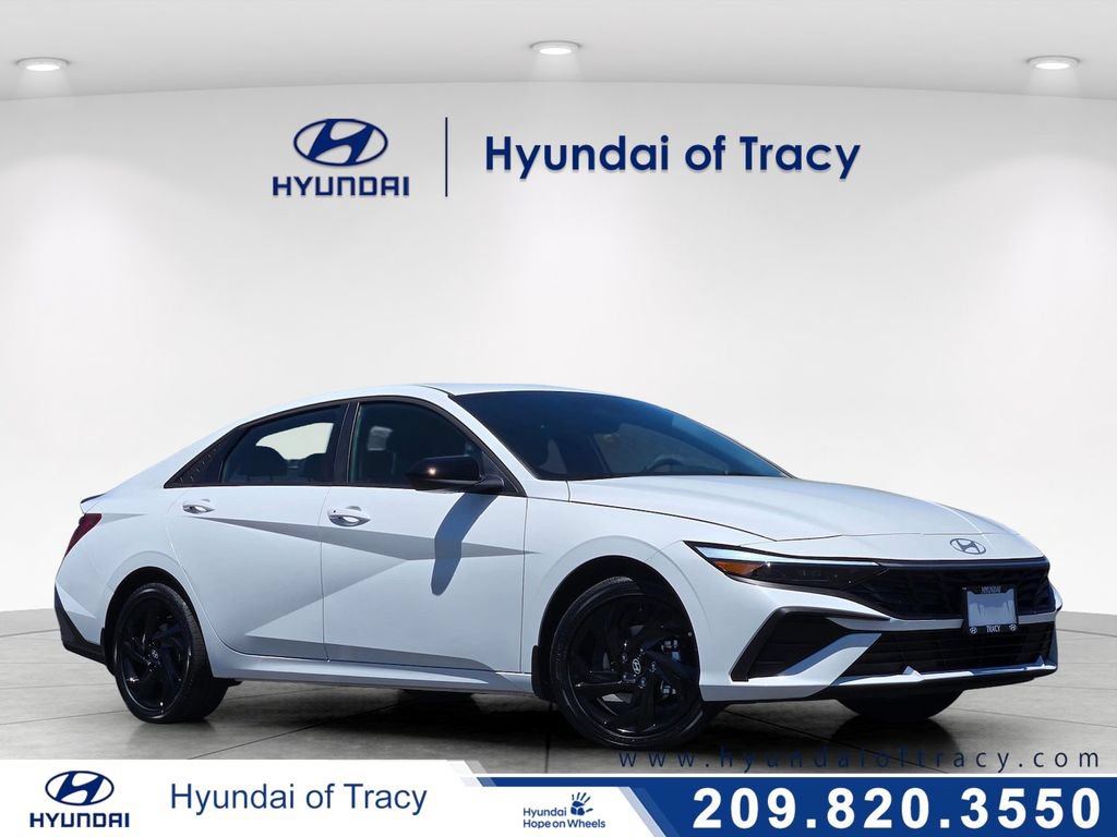 New 2026 Hyundai Elantra SEL Sport FWD 360° Tour