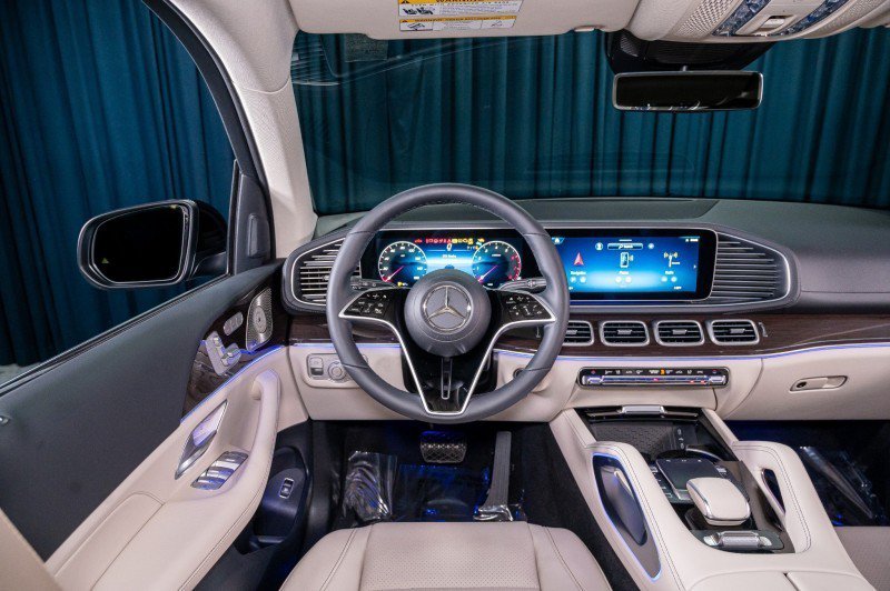 Certified 2026 Mercedes-Benz GLS 450 4MATIC image 14