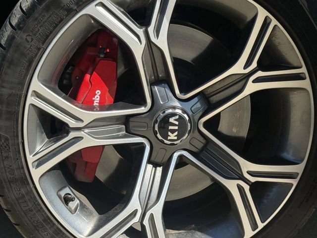 Used 2019 Kia Stinger GT2 AWD/4WD image 10