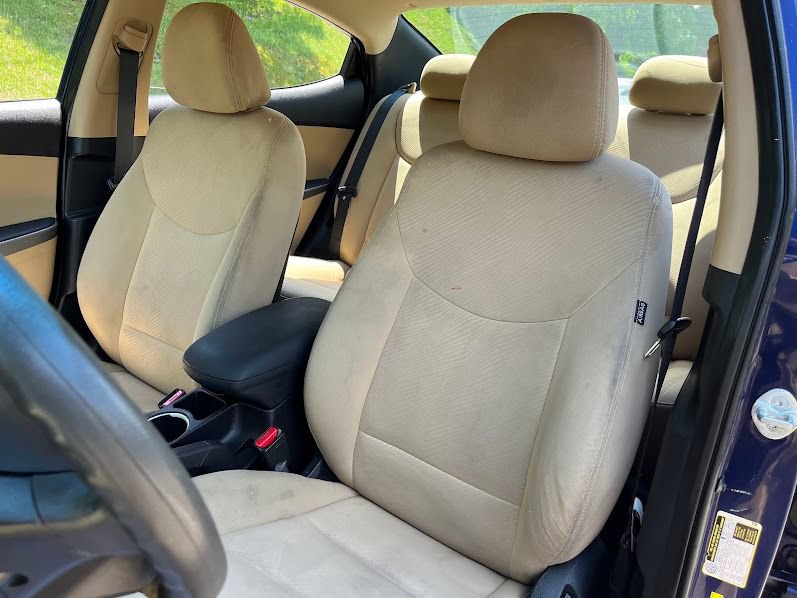 Used 2013 Hyundai Elantra GLS FWD image 9