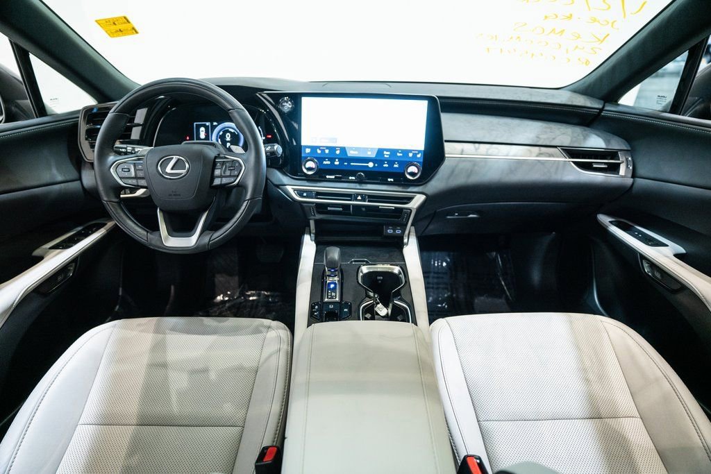 Used 2024 Lexus RX 350h image 15