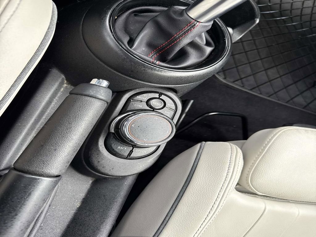 Used 2019 MINI Cooper S image 23