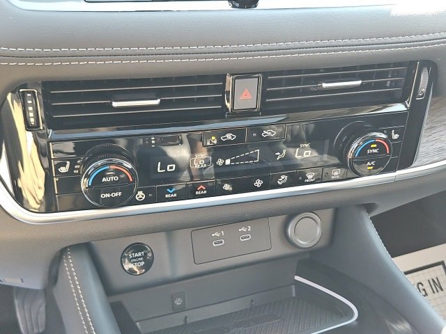 New 2026 Nissan Rogue Platinum image 21