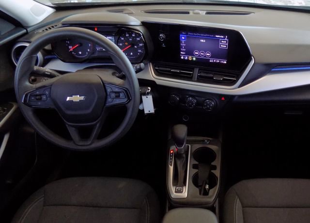 Used 2024 Chevrolet Trax LS FWD image 14