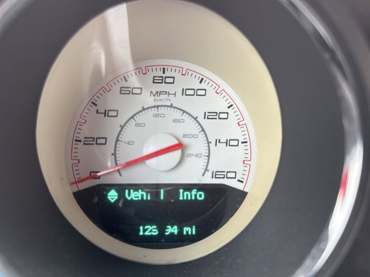 Used 2014 Dodge Challenger R/T RWD image 36