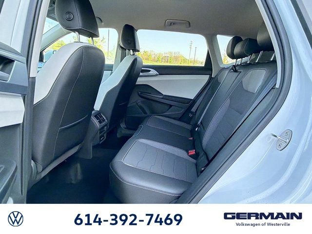 New 2026 Volkswagen Taos SE image 17