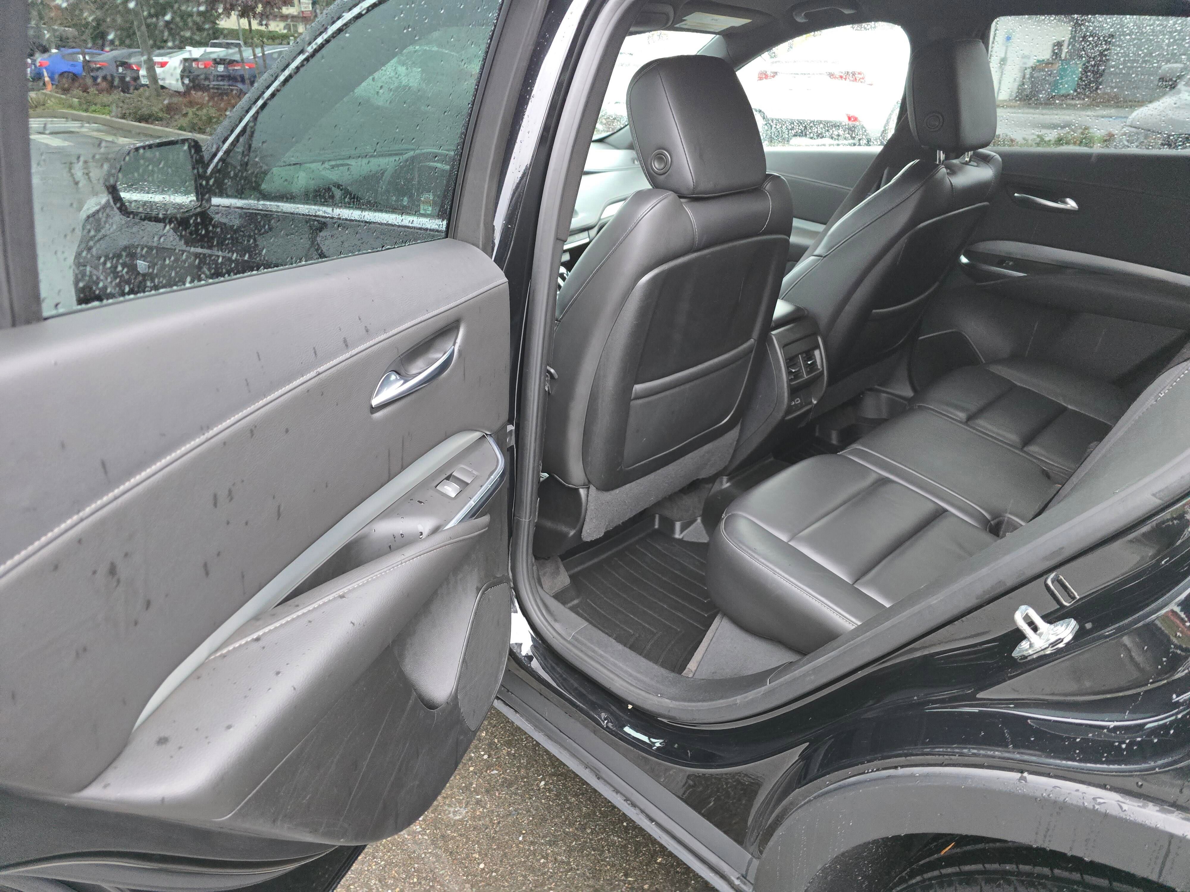 Used 2020 Cadillac XT4 Premium Luxury image 27