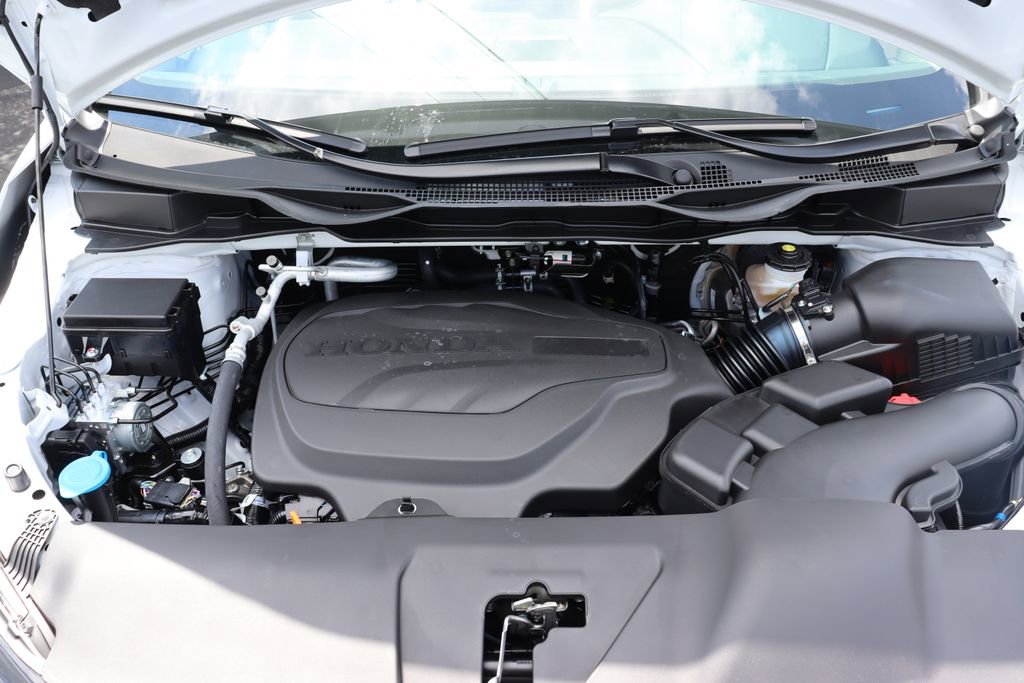 Certified 2026 Honda Odyssey Touring image 38