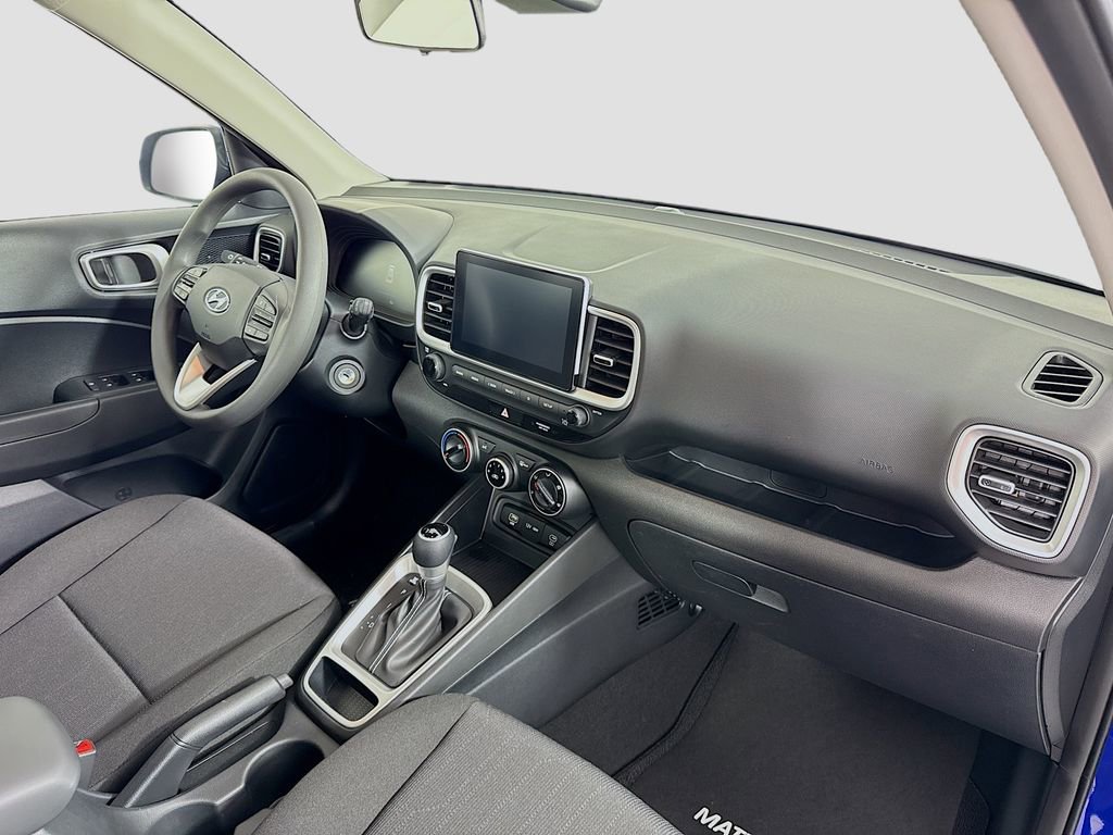 New 2026 Hyundai Venue SE image 27