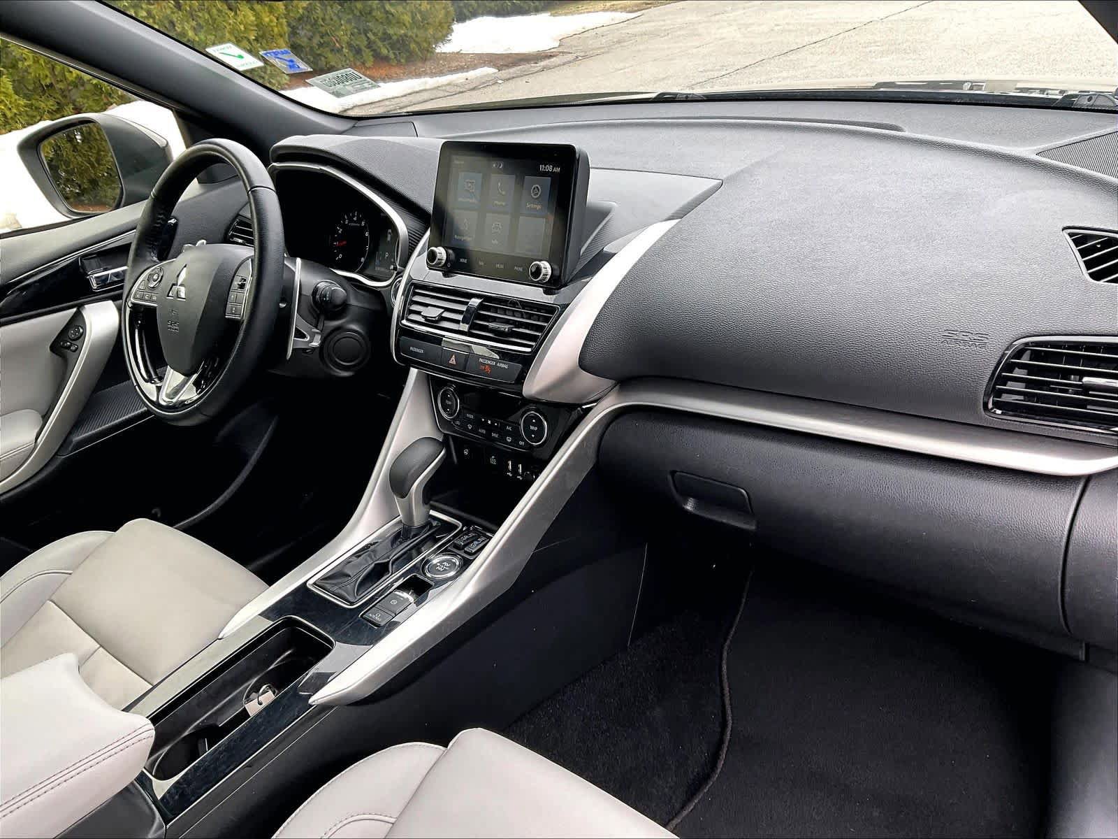 Used 2024 Mitsubishi Eclipse Cross SEL image 14