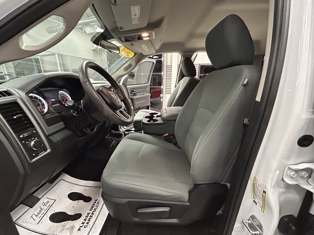 Used 2018 RAM 2500 Tradesman w/ Chrome Appearance Group image 48