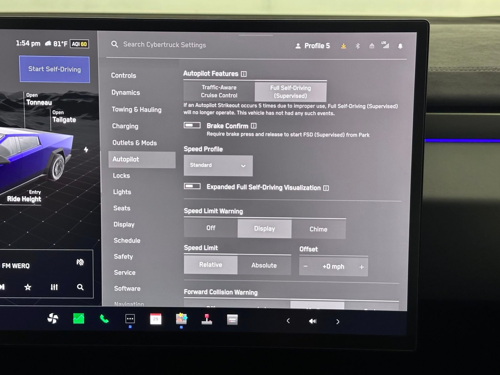 Used 2024 Tesla Cybertruck Cyberbeast AWD/4WD image 12