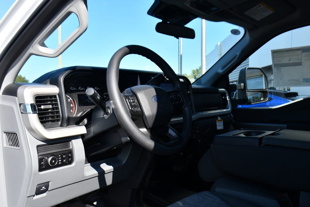 New 2026 Ford F350 XLT image 11