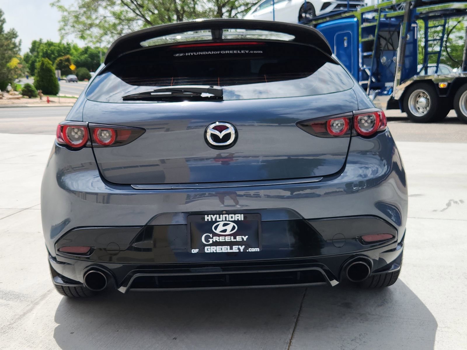 Used 2019 MAZDA MAZDA3 AWD Hatchback w/ Premium Pkg image 4