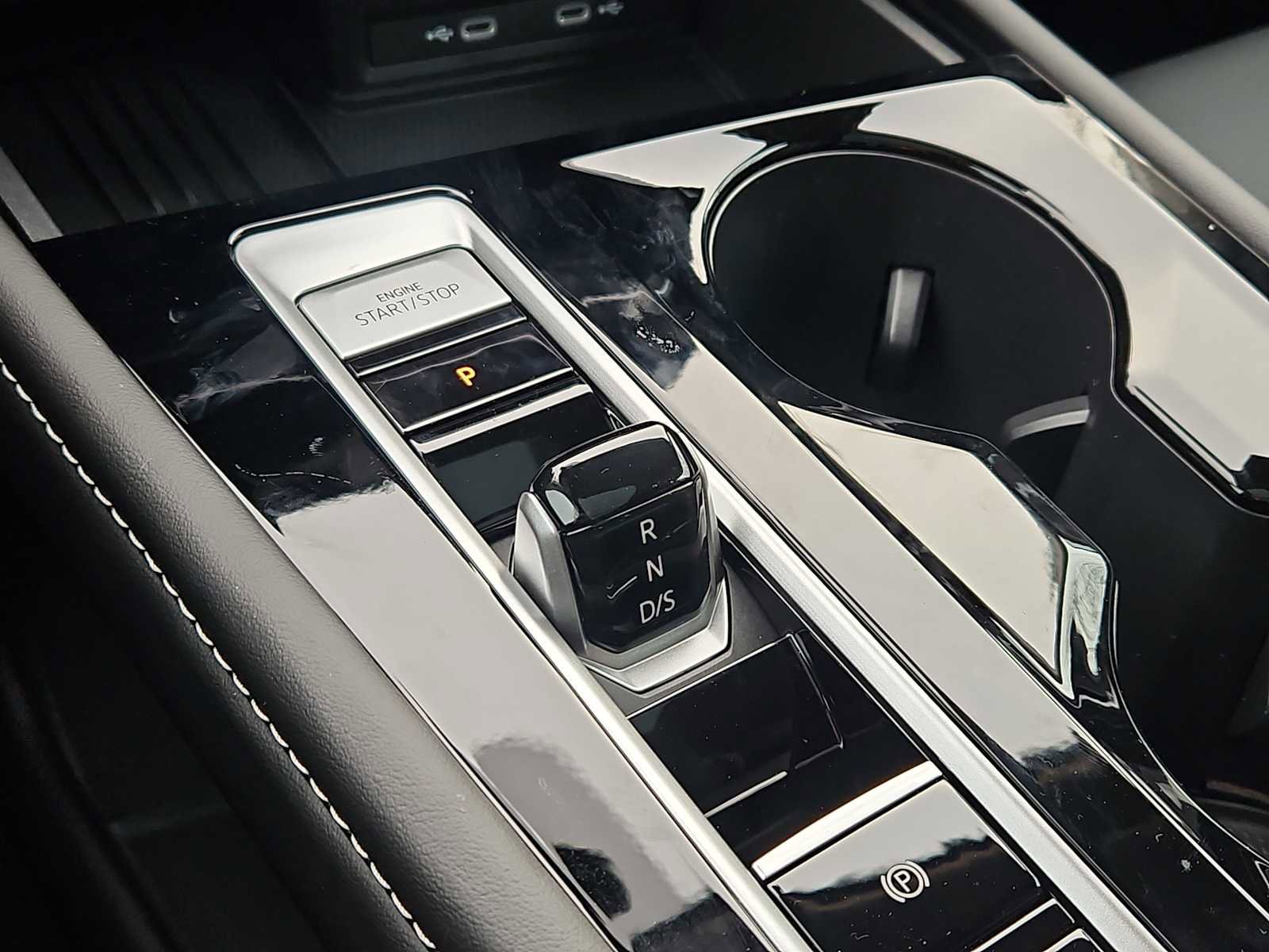 New 2026 Volkswagen Atlas SEL Premium R-Line image 21