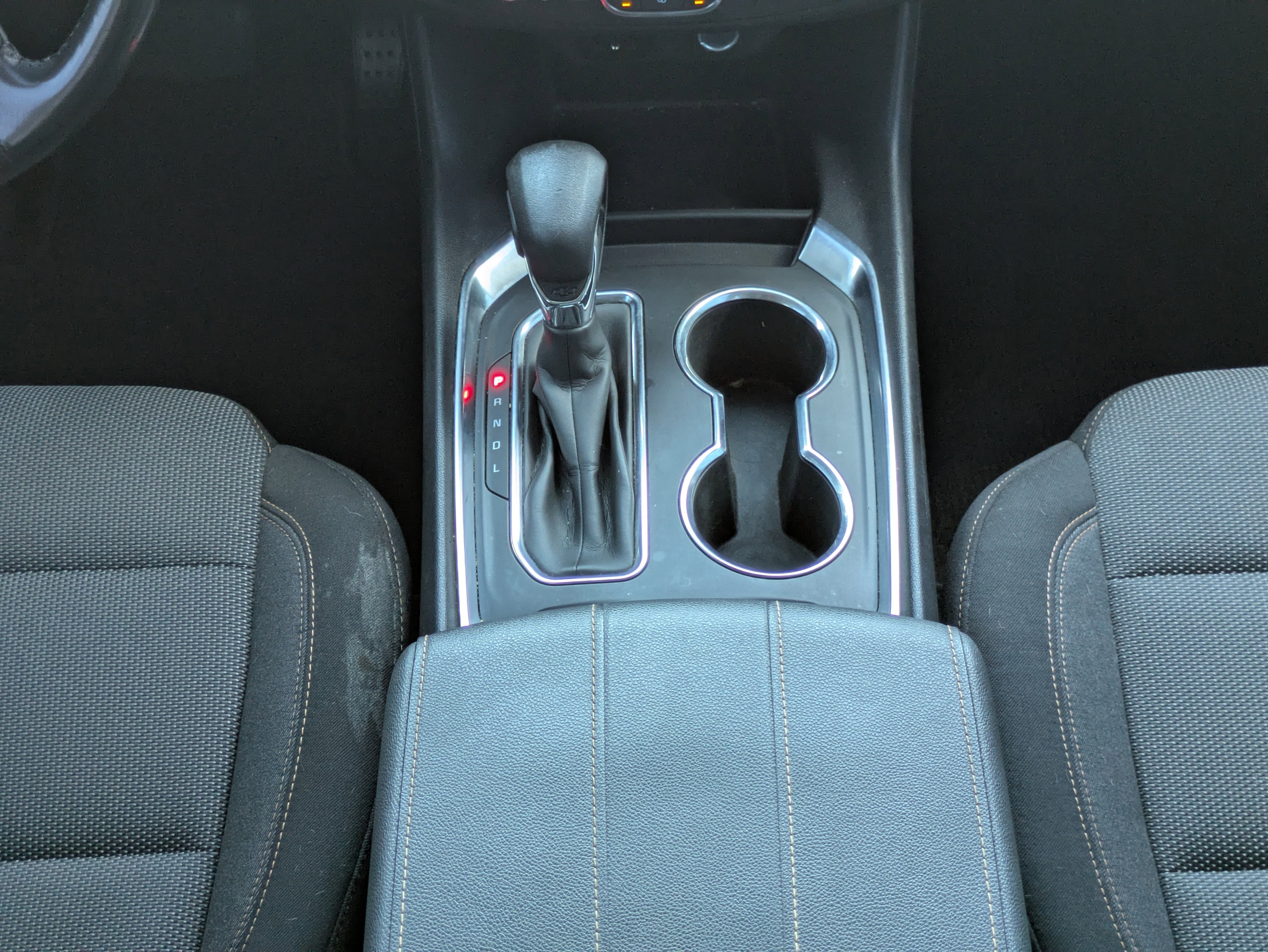 Used 2021 Chevrolet Traverse LT FWD image 6