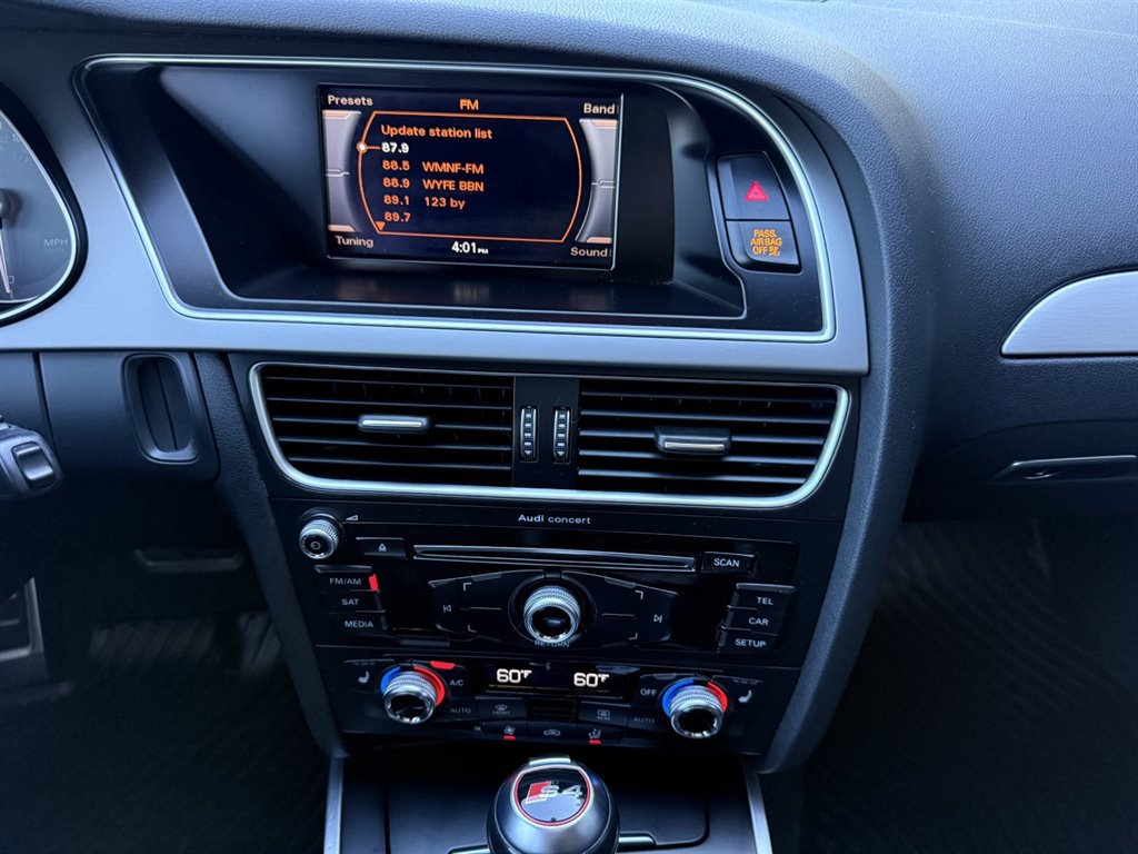 Used 2015 Audi S4 Premium Plus image 25