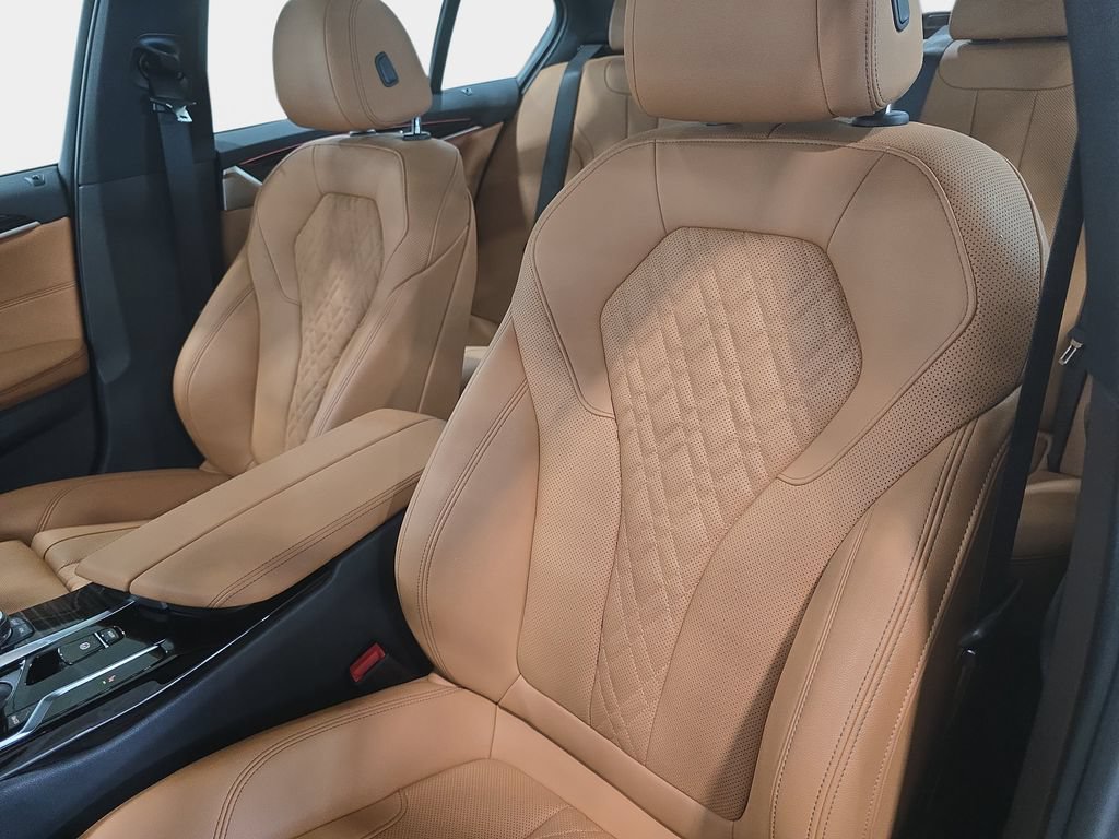 Certified 2023 BMW 530i w/ Convenience Package RWD image 21