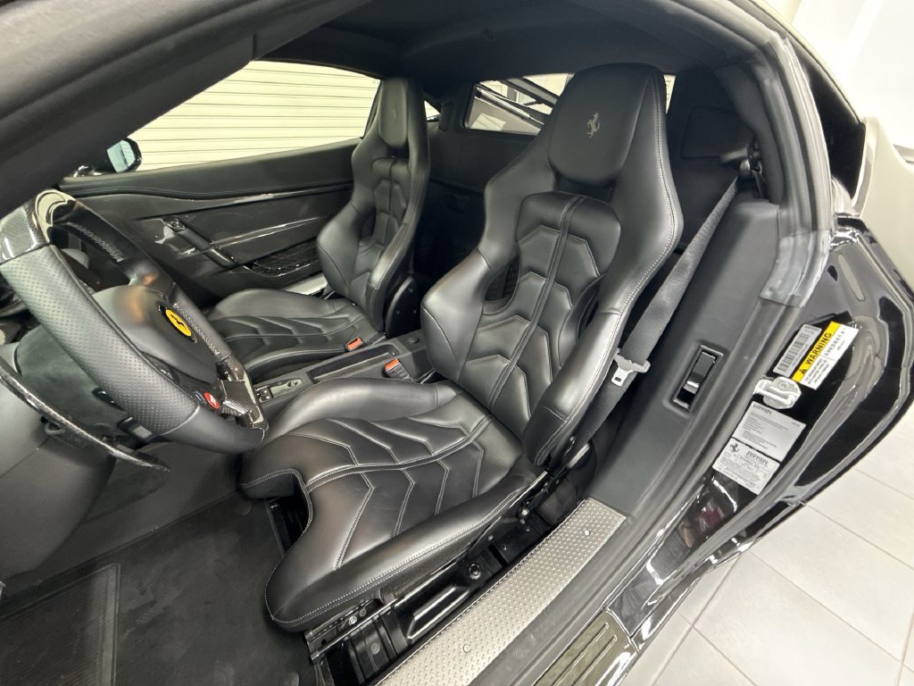 Certified 2015 Ferrari 458 Speciale Coupe RWD image 11
