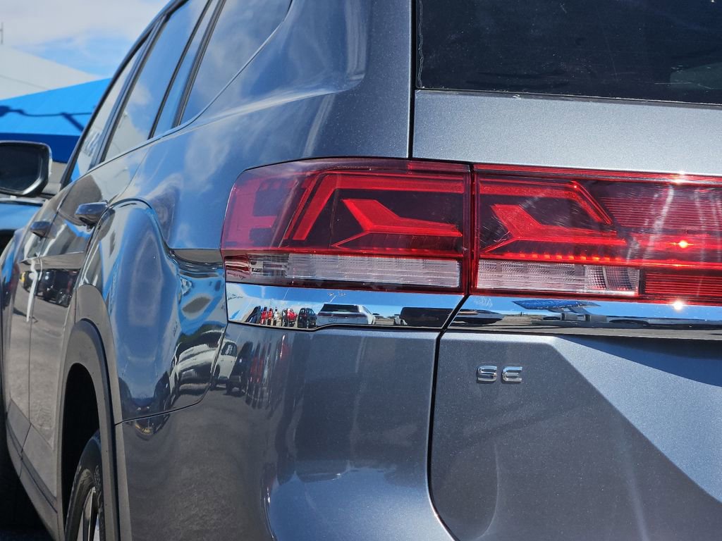 Used 2025 Volkswagen Atlas SE image 9