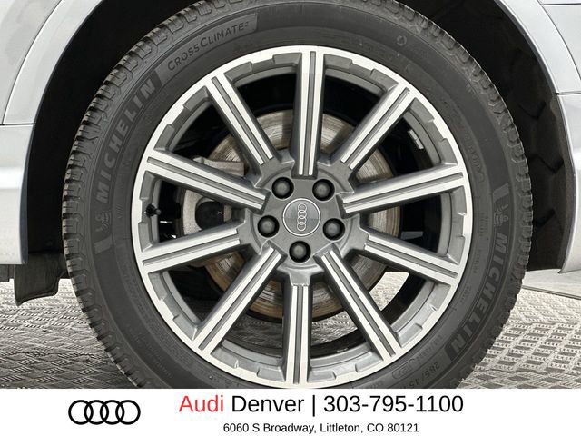 Used 2017 Audi Q7 3.0T Prestige image 10