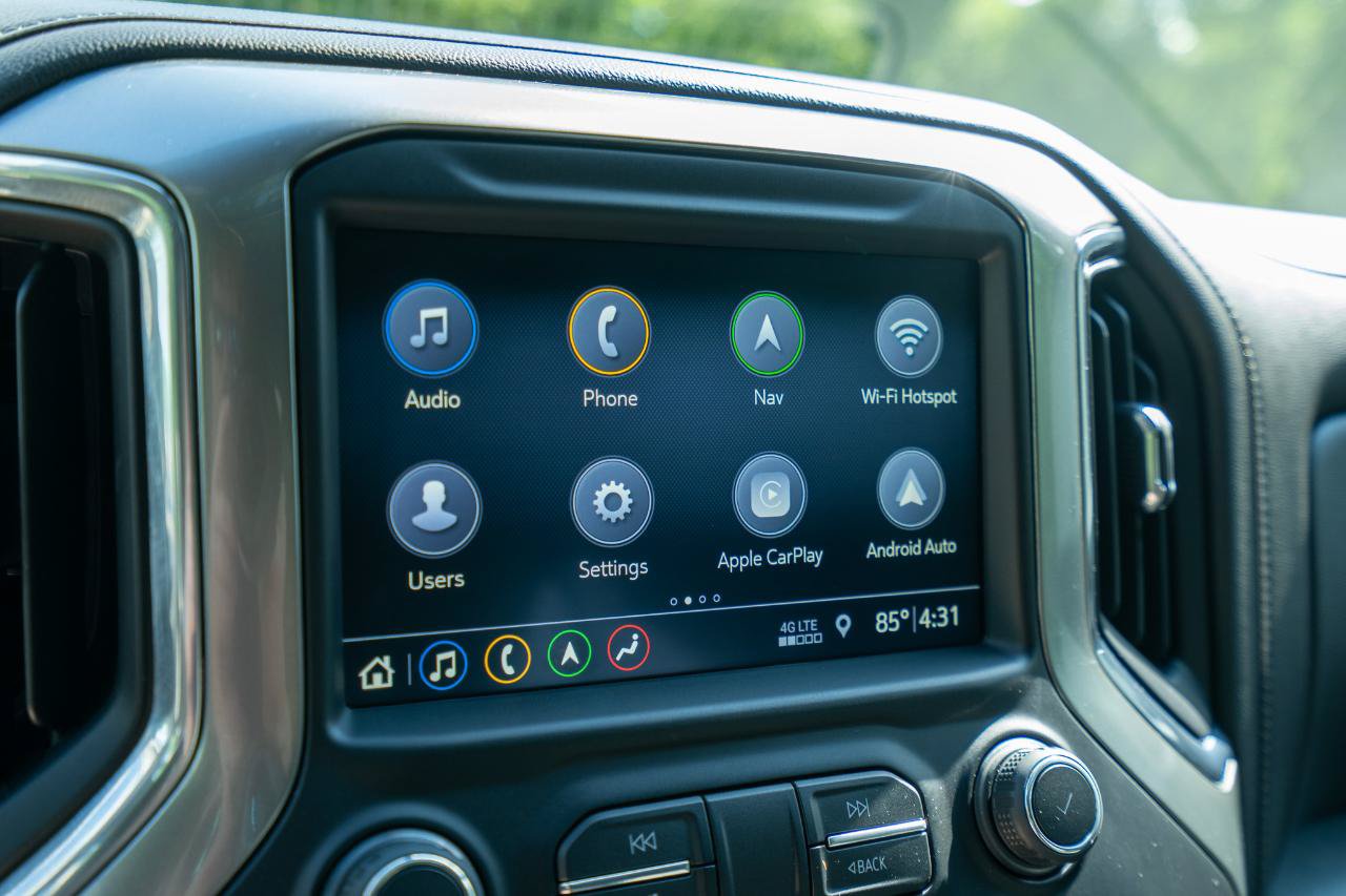 Used 2019 Chevrolet Silverado 1500 LTZ w/ LTZ Plus Package AWD/4WD image 29