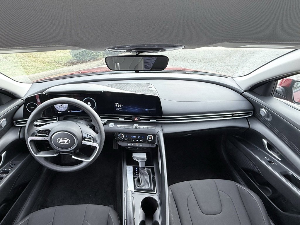 Certified 2024 Hyundai Elantra SEL image 29