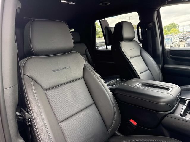 Used 2023 GMC Yukon Denali AWD/4WD image 54