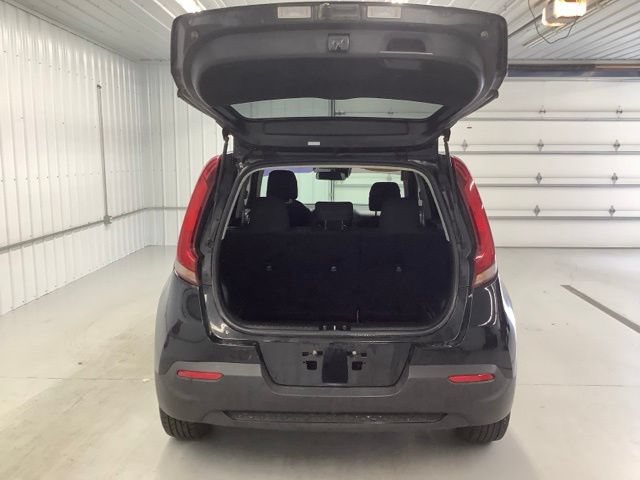 Used 2020 Kia Soul S FWD image 5