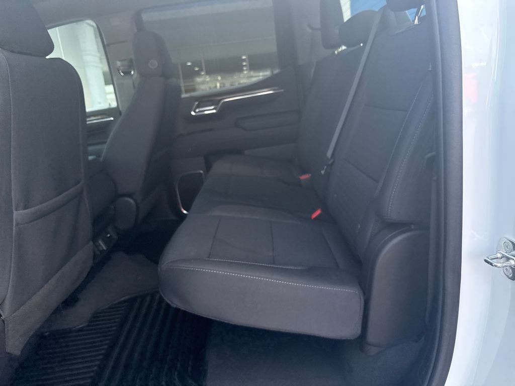 Used 2024 Chevrolet Silverado 1500 LT image 29