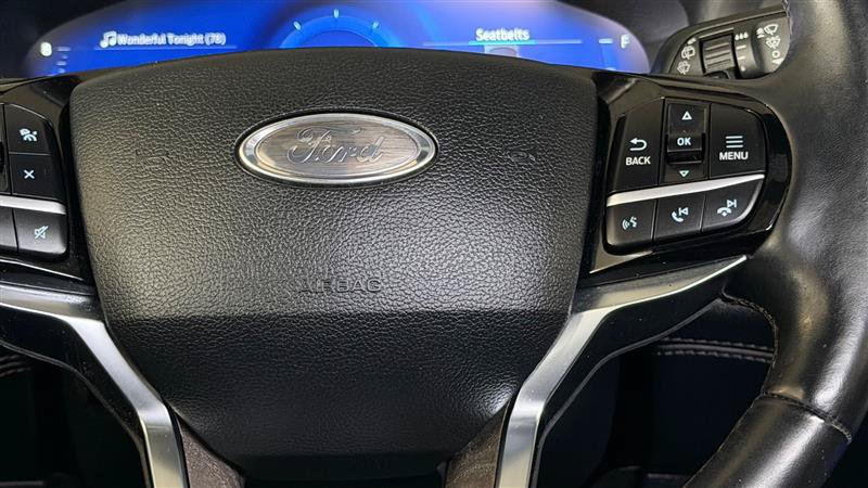 Used 2021 Ford Explorer Platinum w/ Equipment Group 601A AWD/4WD image 30