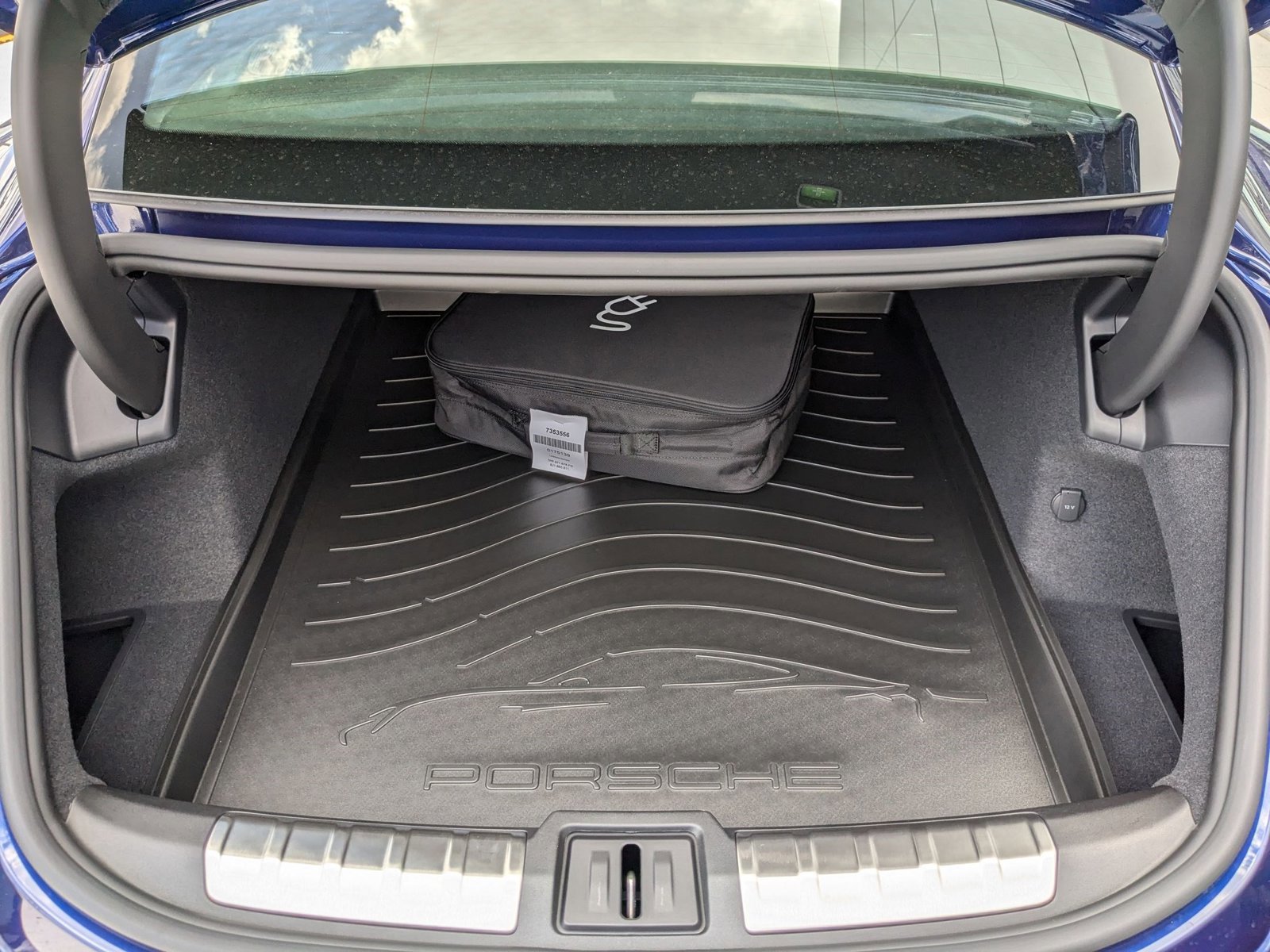 New 2025 Porsche Taycan GTS image 25