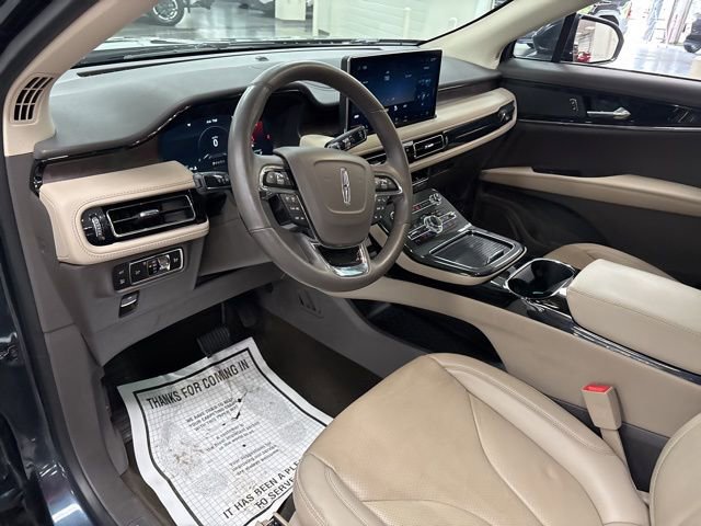 Used 2023 Lincoln Nautilus Reserve image 18