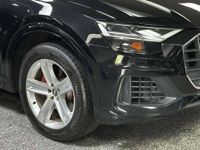 Used 2019 Audi Q8 Premium w/ Convenience Package AWD/4WD image 8