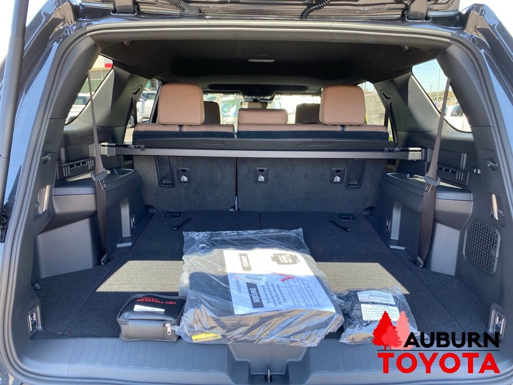 New 2026 Toyota 4Runner Limited AWD/4WD image 11