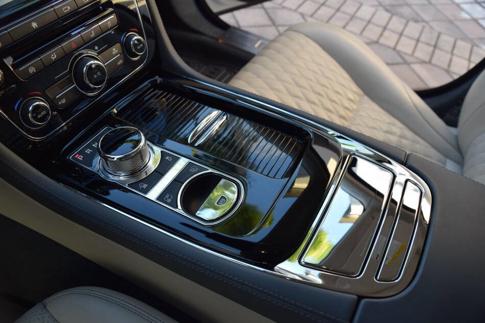 Used 2019 Jaguar XJ Collection image 58