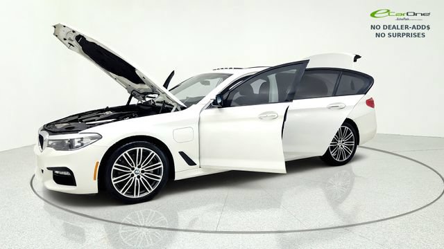 Used 2018 BMW 530e w/ M Sport Package 2 RWD image 14